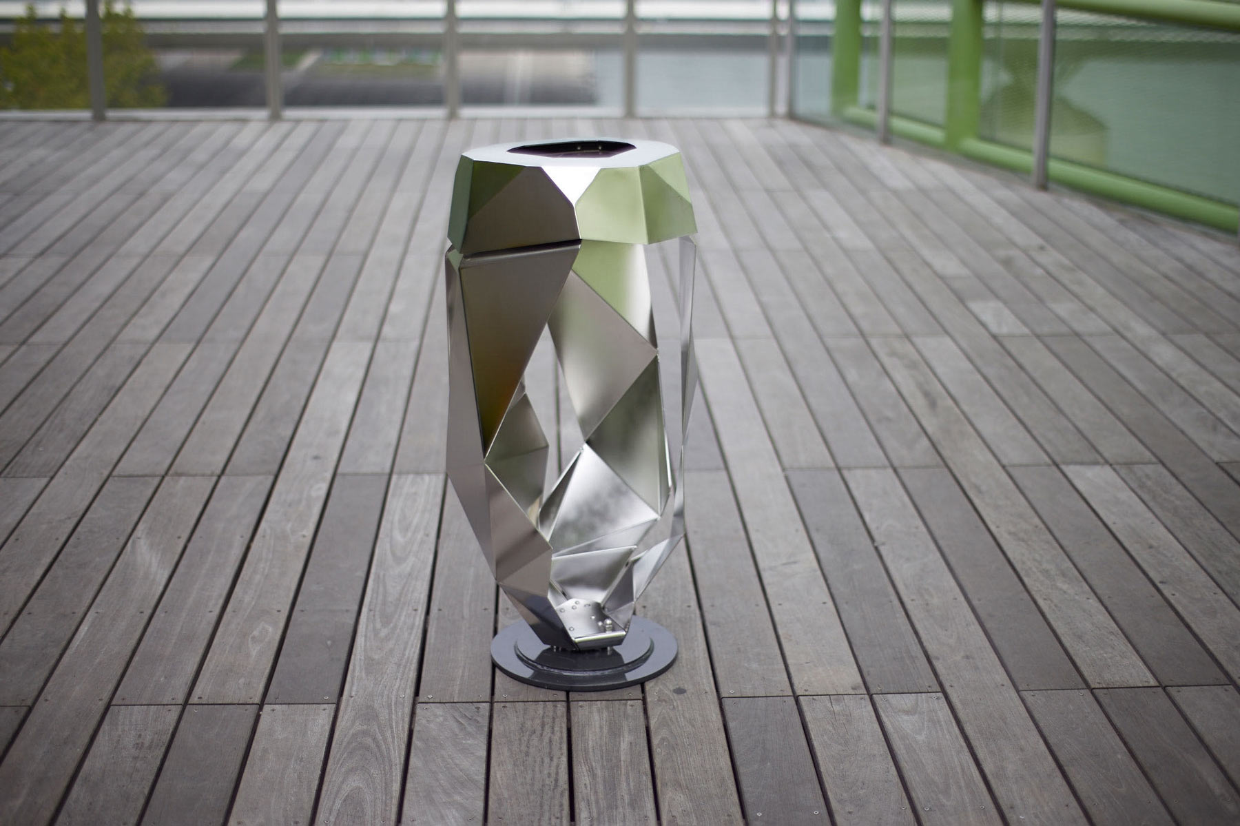 objets publics corbeille froissé poubelle ville design franck magné